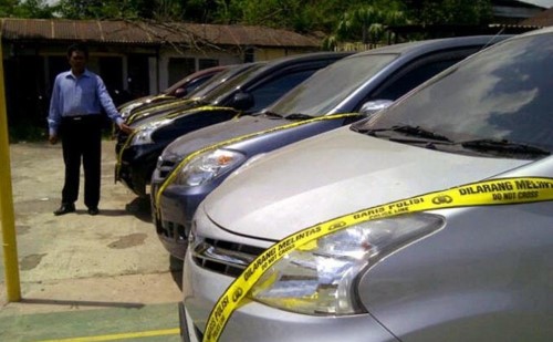 Gelapkan 12 Mobil Rental, Adik Kandung La Nyalla Mattalitti Ketua PSSI Dilaporkan ke Polisi